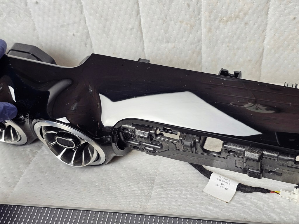 фото №10, Молдинг dekor захист консолі w панель решітка обдув mercedes glb x247 led