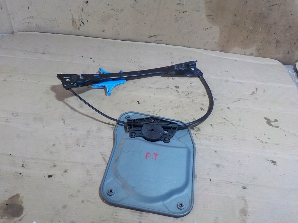 фото №4, Roomster подъемник окон правый задняя 5j7839402h