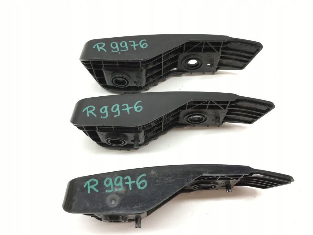 фото №10, Tesla 3 направляющая бампера правый задняя 1083993-00-d