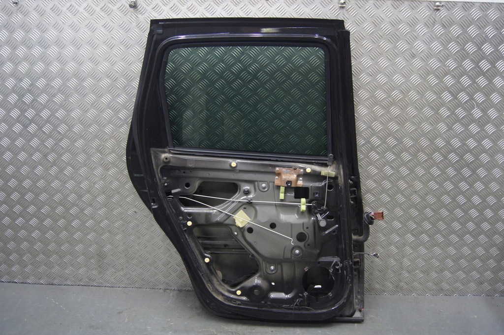 фото №16, Дверь левая задние левый задняя nv676 dacia duster i