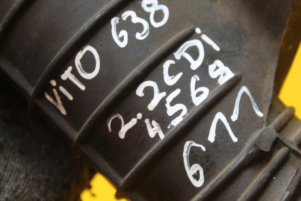 фото №7, Труба воздухозаборник воздуха vito 638 2.2 cdi a6380941382