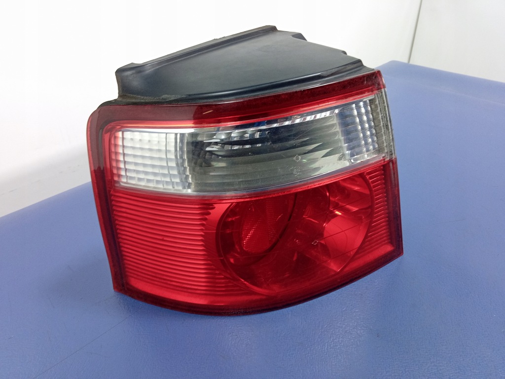 фото №3, Kia carens ii лампа задняя левая наружная