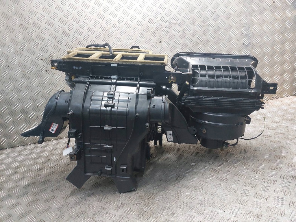 фото №9, Корпус отопителя + воздуходувка kia ceed iii eu eb1d1nxjaa 97200-j7050