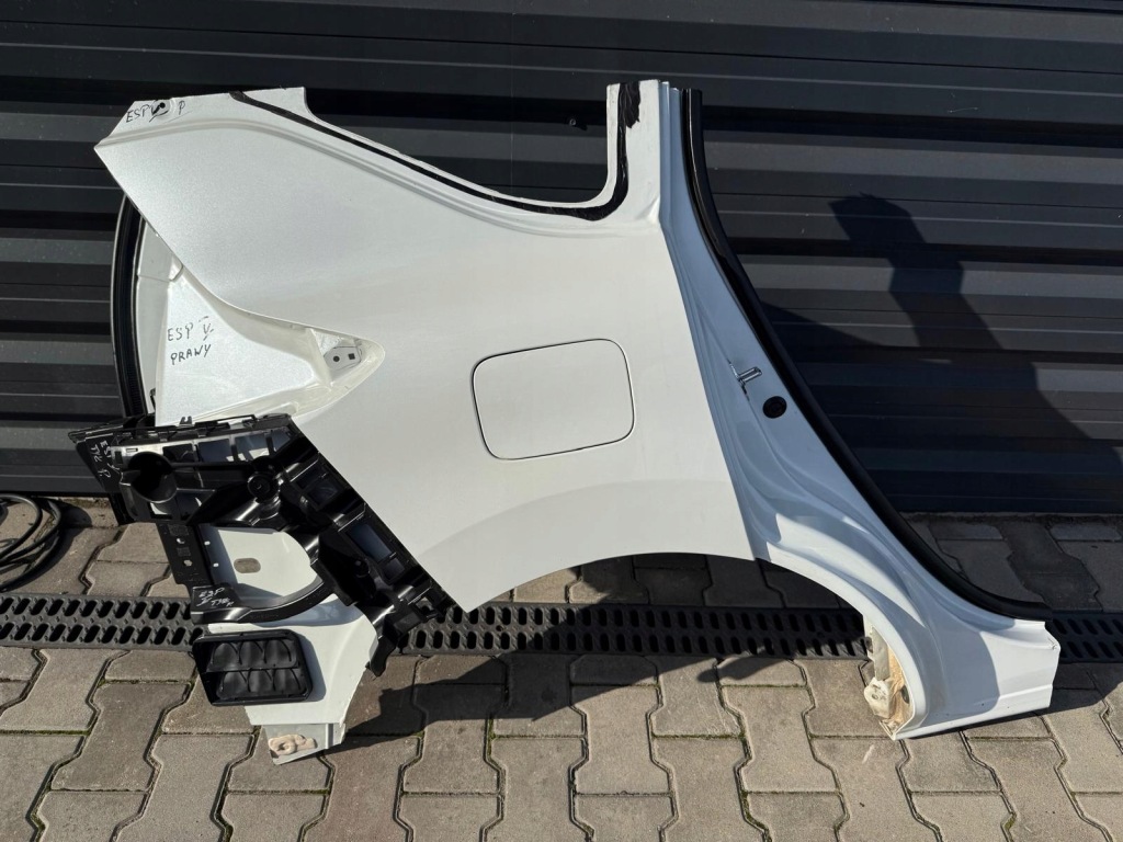 фото №1, Renault espace v 14-23 крыло правый задняя четверть teqnc