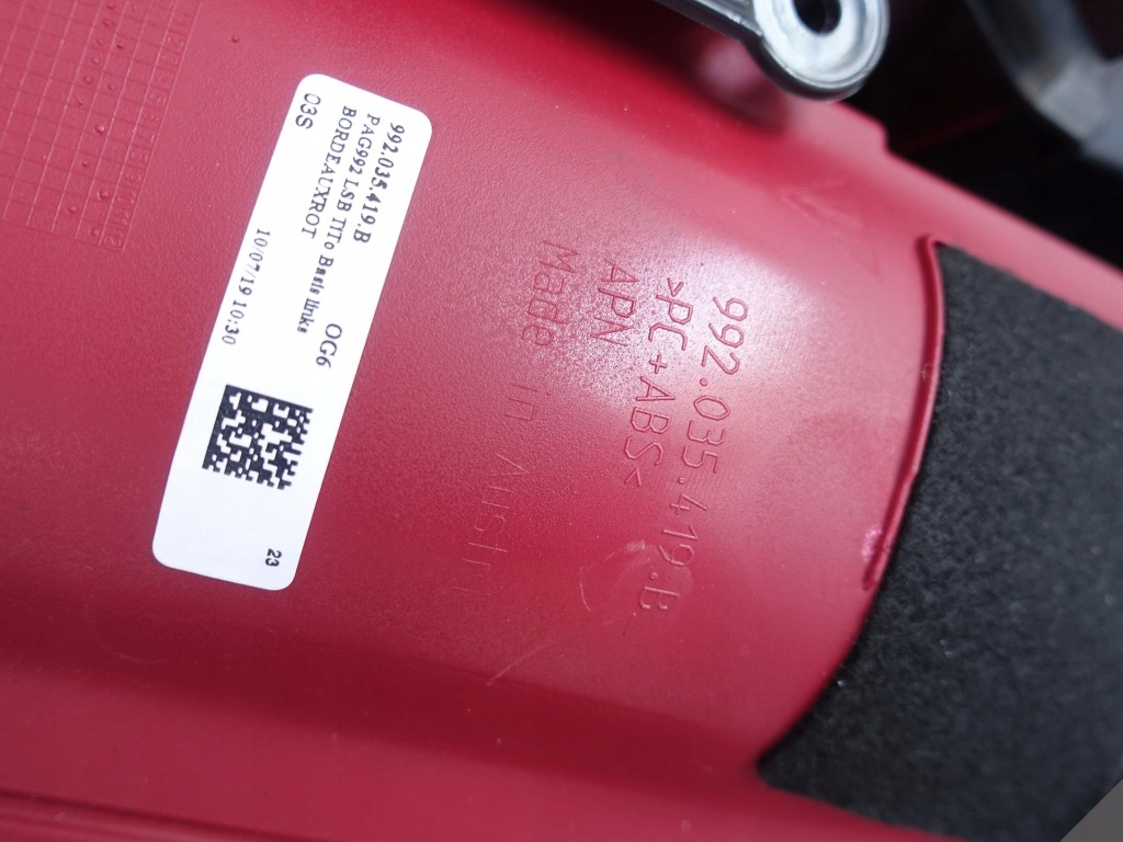 фото №11, Porsche 911 992 19- оббивка ліва bordeauxrot eu