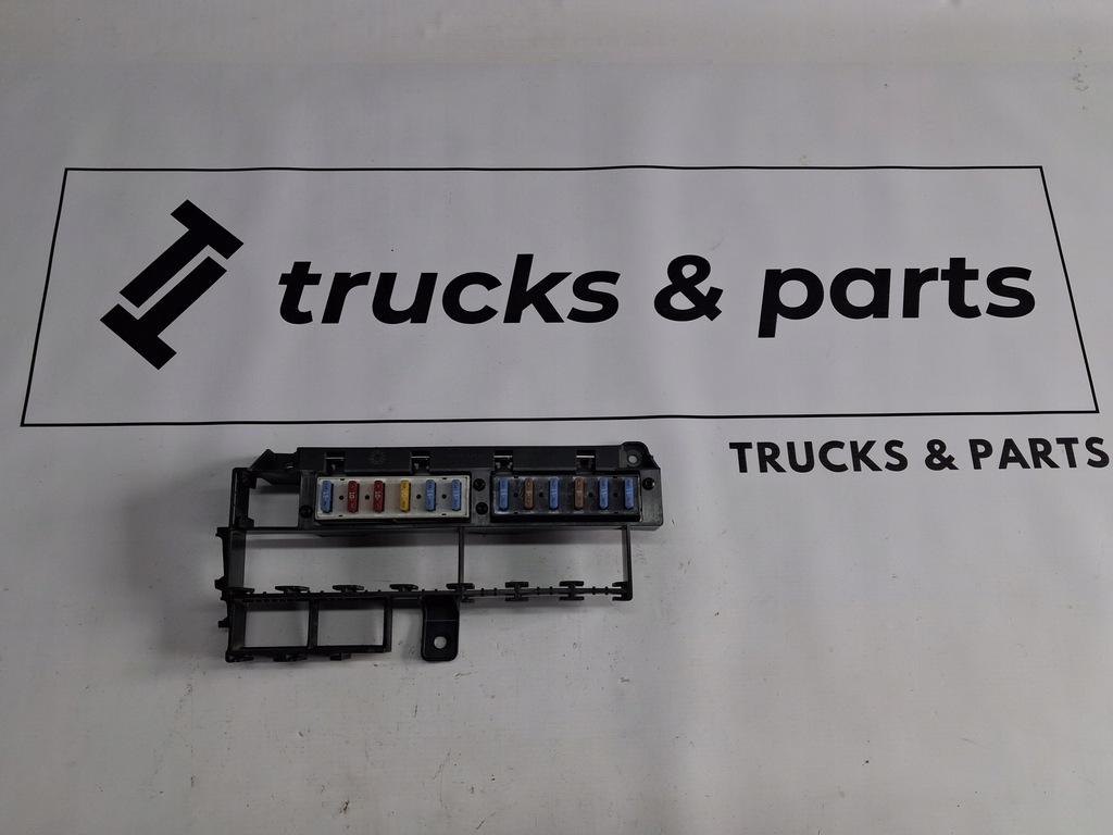 фото №1, Плита кронштейн молдинг предохранителей коробка volvo fh 4 fm 4