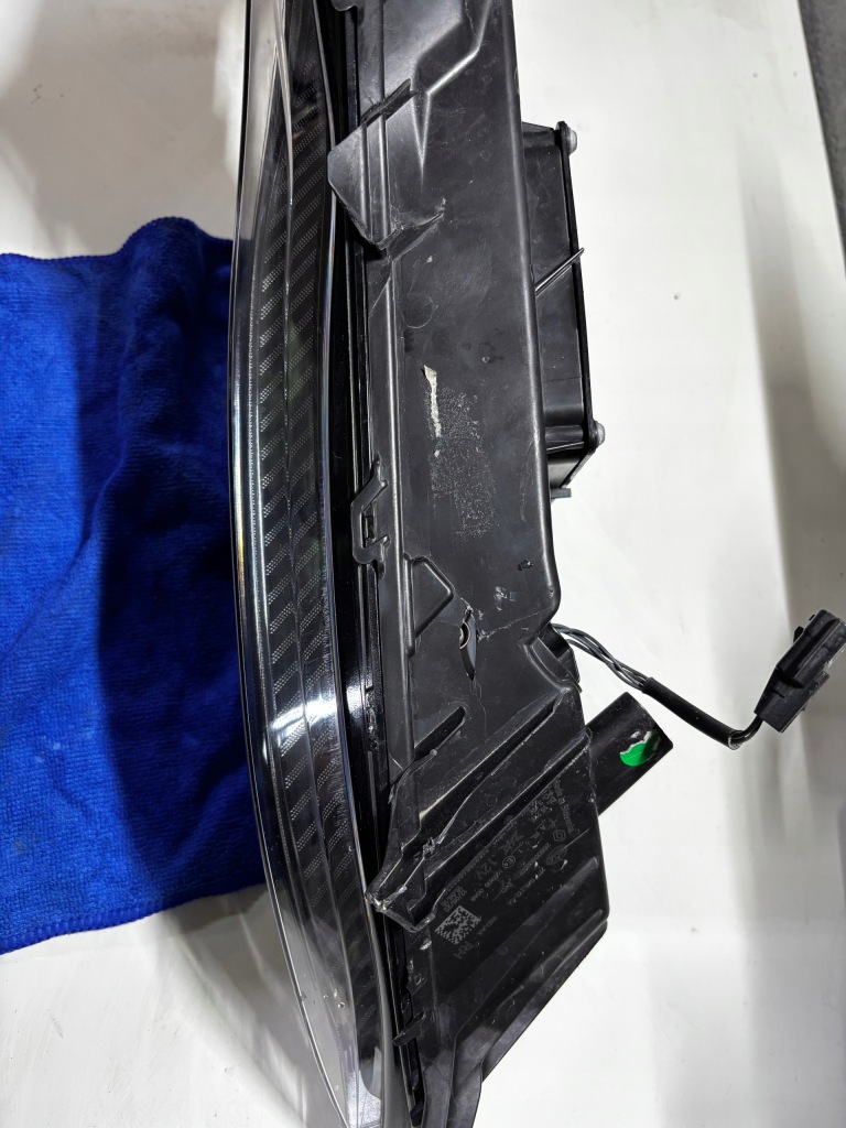 Купить Renault megane v 5 e tech правый противотуманная фара led фонарь  дневные drl 266009083r