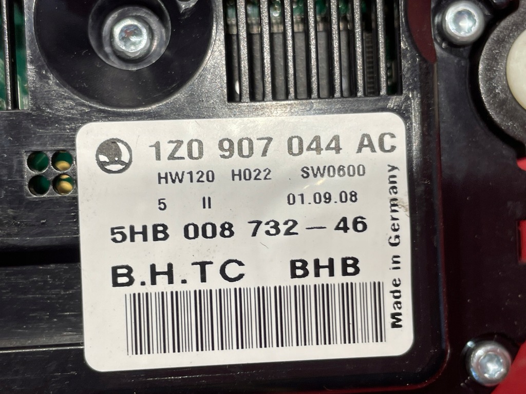 фото №5, Панель радио кондиционера skoda octavia 1z0907044ac