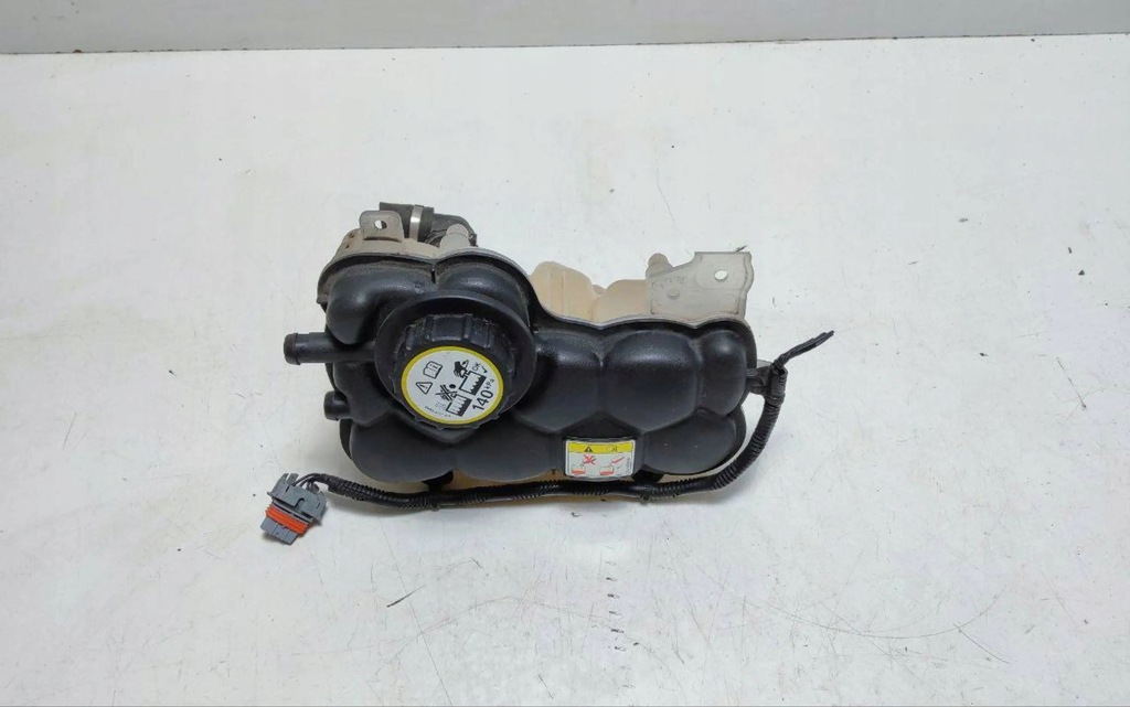 фото №6, Бак бачок розширювальний jaguar f-pace gx73-8a080-ac