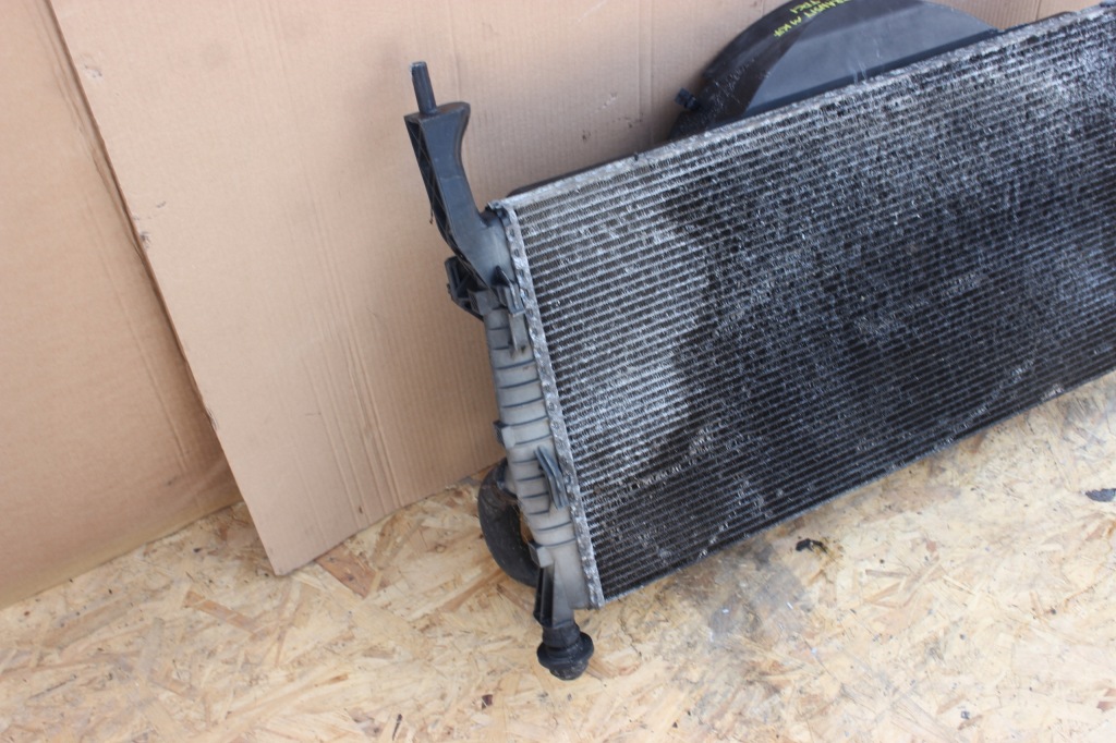 Радіатор води накладка transit mk7 2.2 tdci 06-13r в Україні