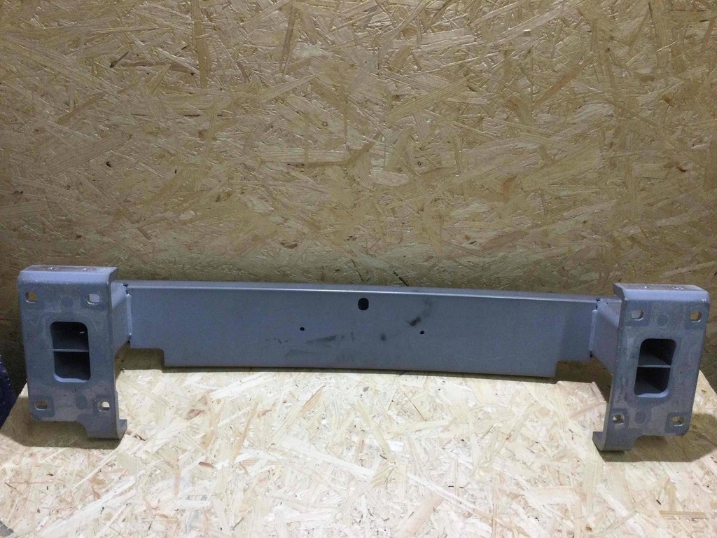 фото №3, Land rover defender l663 балка бампера l8b2-10005-ac lr129037