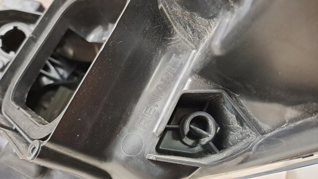 фото №10, Renault zoe ii 19-23 лампа права перед full led 260102384r eu