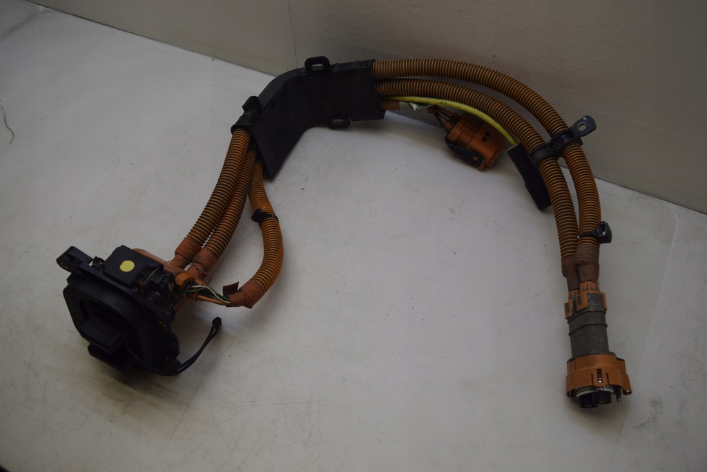 фото №8, Fiat 500 500e 500 e 2020- шланг зарядки аккумулятора разъём 52173582