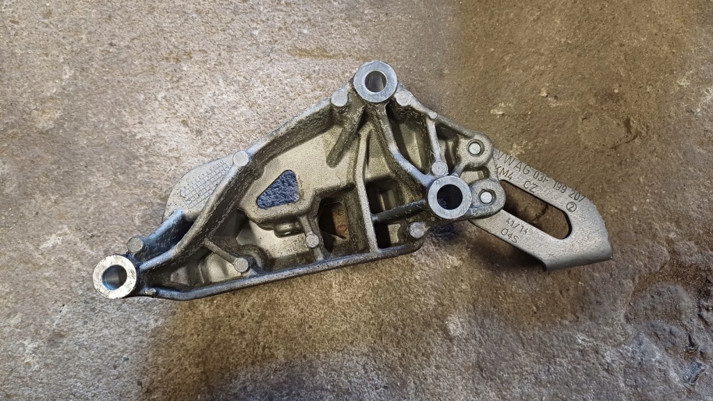 фото №4, Vw touran 1.2 tsi кронштейн двигуна 03f199275e
