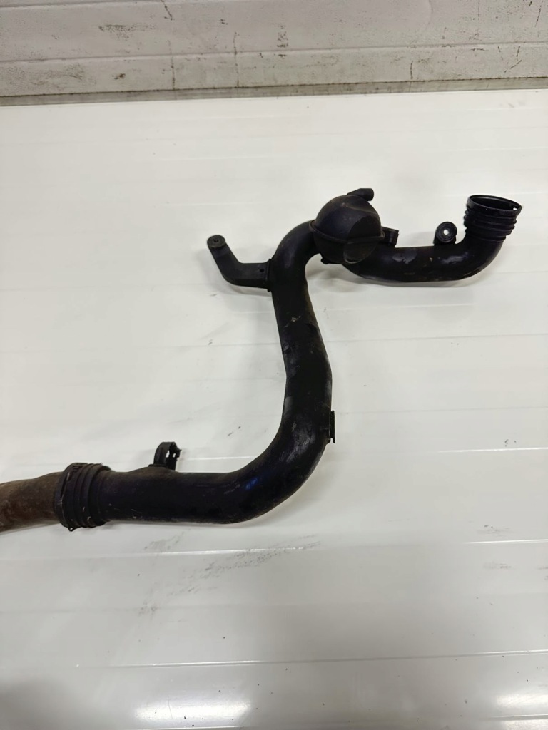 Купити Vw touran 1 1.9 tdi шланг труба повітря 1k0145770b