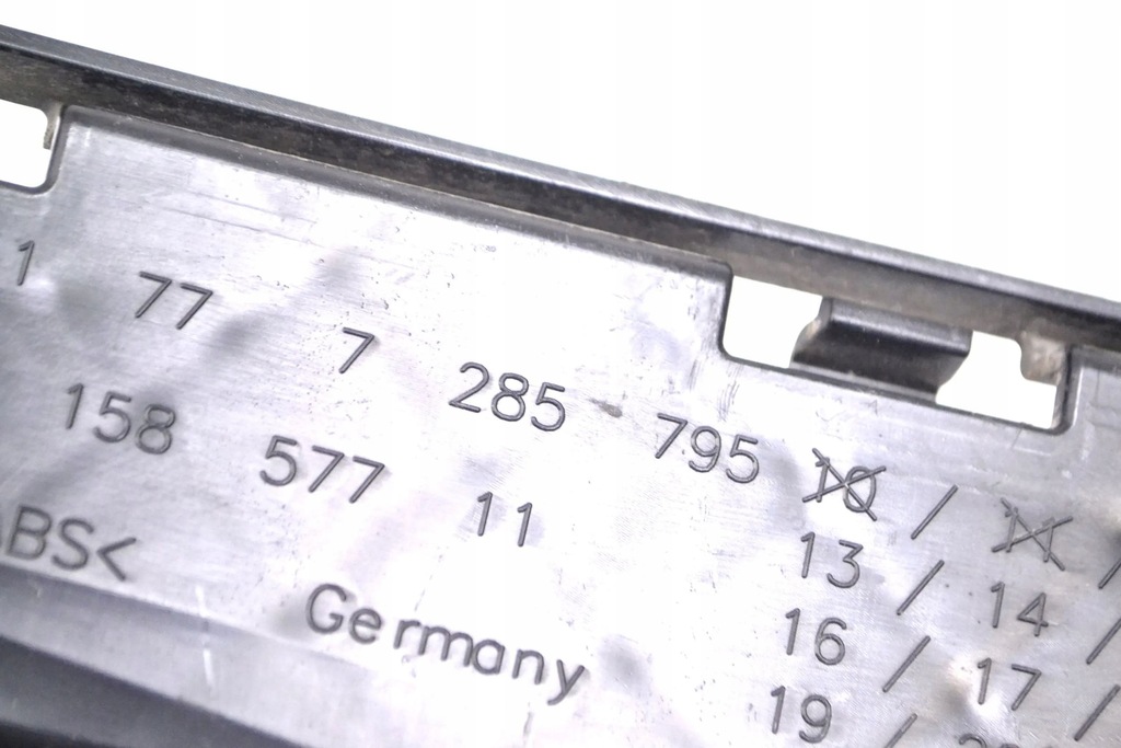 фото №5, Bmw 4 f32 f33 2013 задняя сторона левая молдинг порог