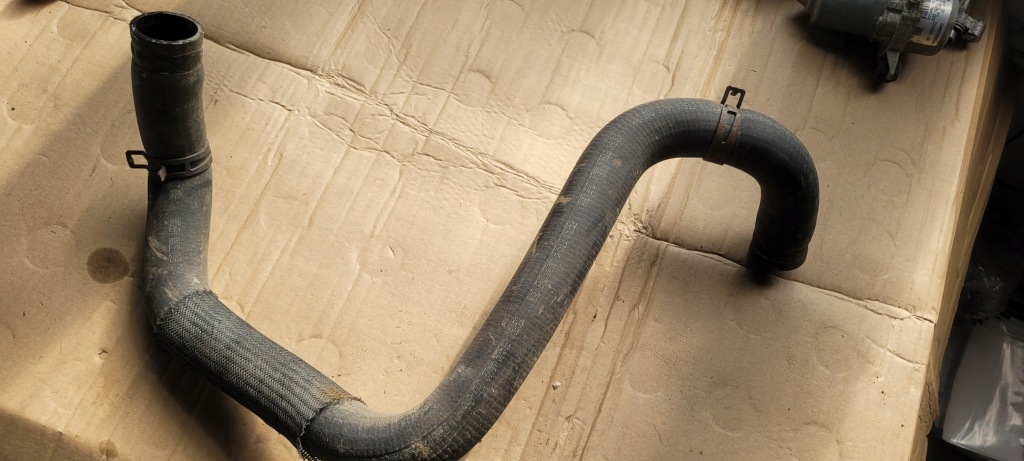 фото №1, Jeep wrangler jk шланг трубка wąż wody 3.6 l 55111395ab