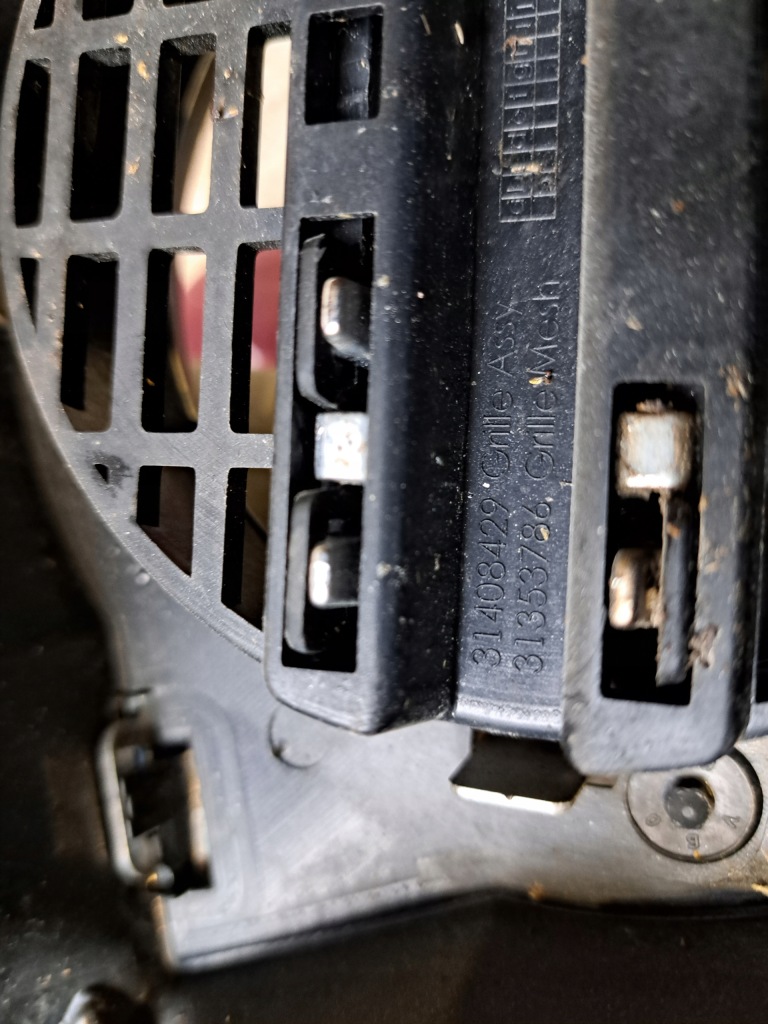 Volvo xc90 ii 2 r-design 31408442 решётка радиатора радиатора Киев