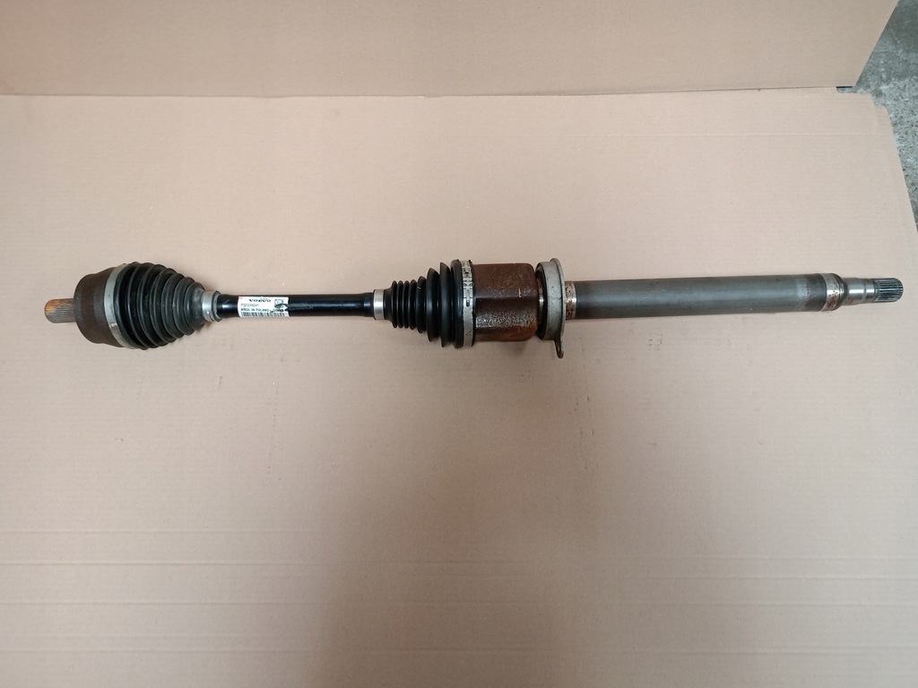 фото №1, Приводной вал перед правая volvo xc40 ii гибрид 32339045