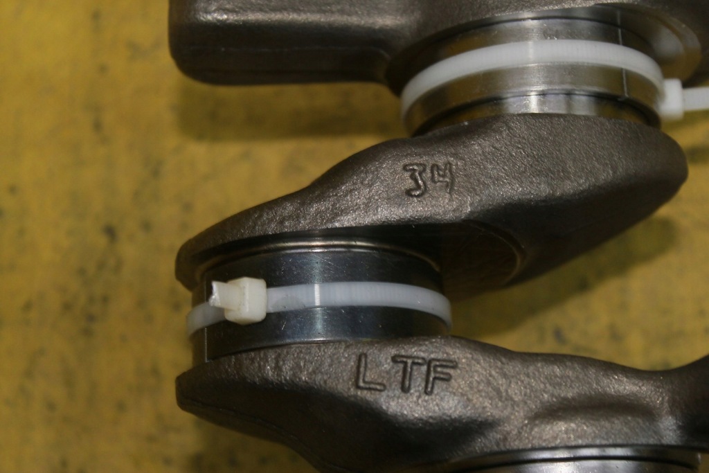 Wał колінчастий cupra a4 a5 a6 2.0 tsi dnn 06lf Ціна