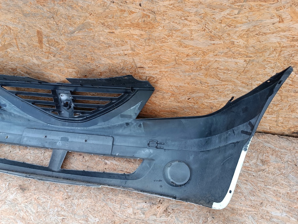 фото №16, Бампер перед передний оригинал 8200697211 dacia logan 2004-2009 8200590865