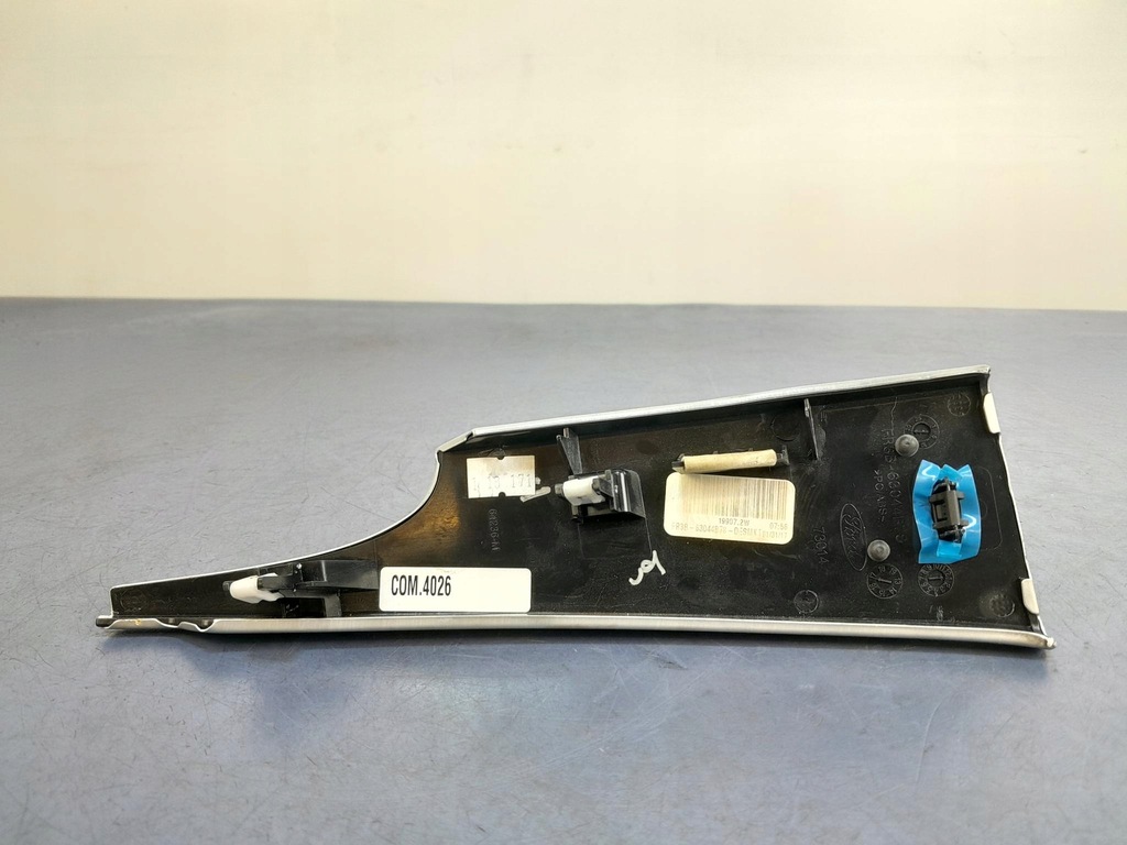 фото №5, Ford mustang mk vi молдинг dekor правый