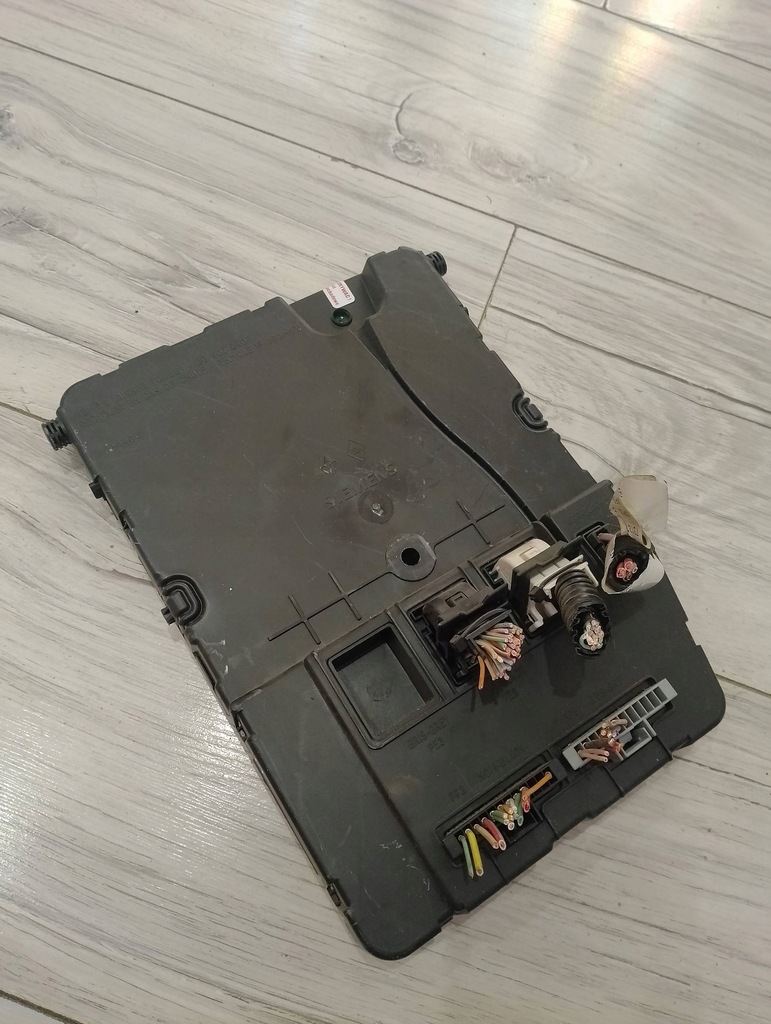 фото №1, Коробка модуль uch n1 8200606824 s118400140g renault scenic ii