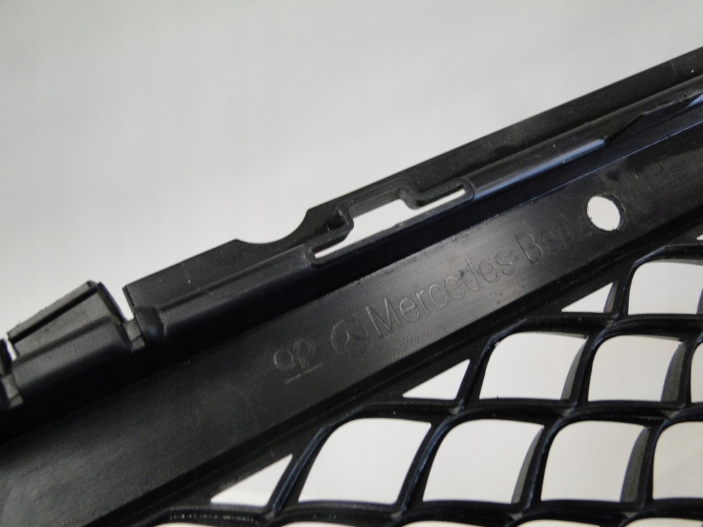 Mercedes решітка середня накладка ніч набір на датчики pts glb x247 247 Оригінал