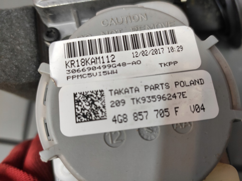 Audi a7 4g8 рестайлінг  a6 c7 ремінь ліве перед чорний натягувач pirotechnik справний Київ