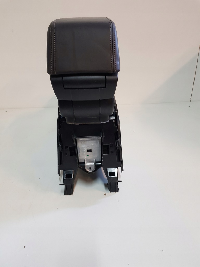 фото №5, Bmw i3 kompletny туннель средний