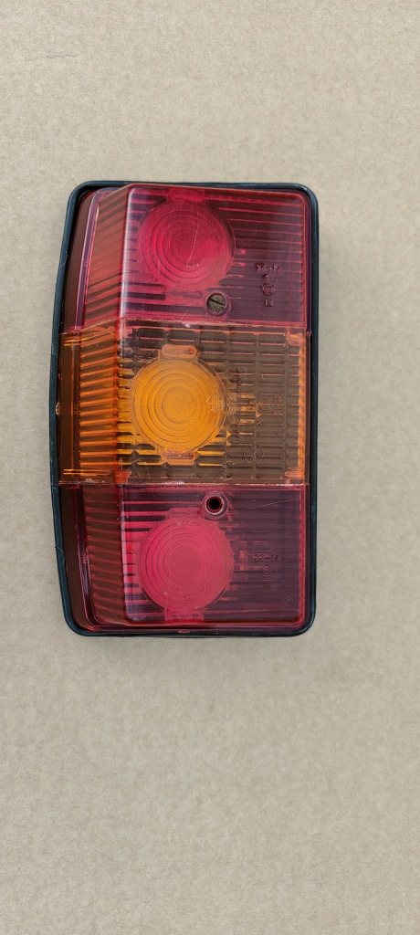 фото №4, Лампа задня комплектна nysa