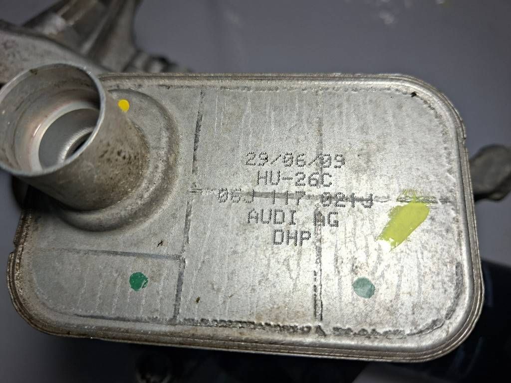 фото №9, Audi q5 sq5 кронштейн / кронштейн основание фильтра масла 06h903143e