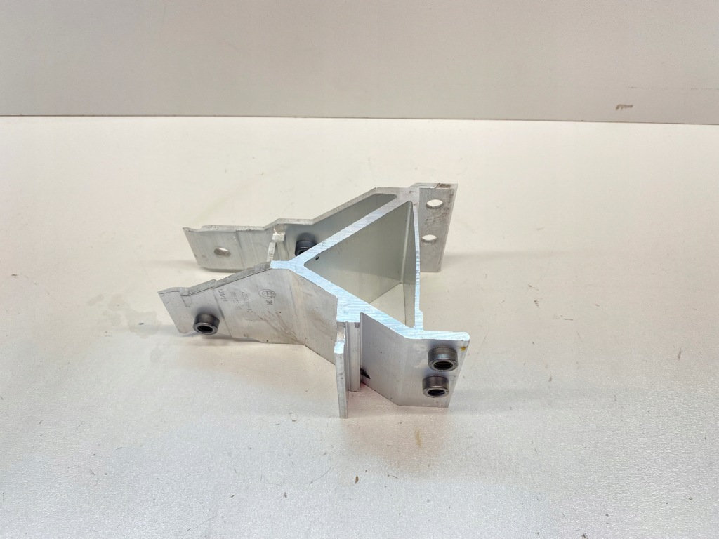 фото №1, Кронштейн кронштейн кронштейн радиатора bmw 5 m5 f90