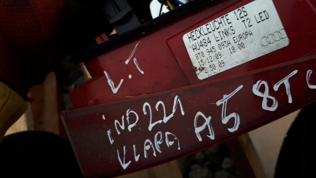 фото №10, A5 8t лампа led ліва задня w кришка 8t0945093a