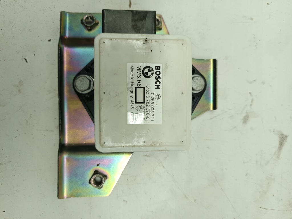 Купити Датчик швидкості обертів bmw e60 e61 e63 e64 e70 e71 e90 e91 6782370