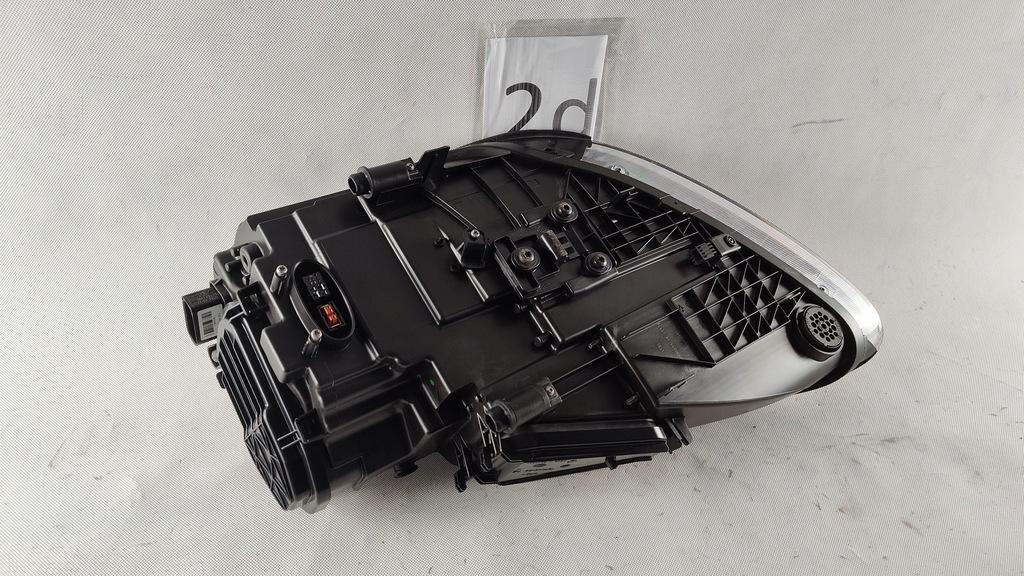 фото №10, Porsche cayenne 7p5 ксенон led правий фара лампа права