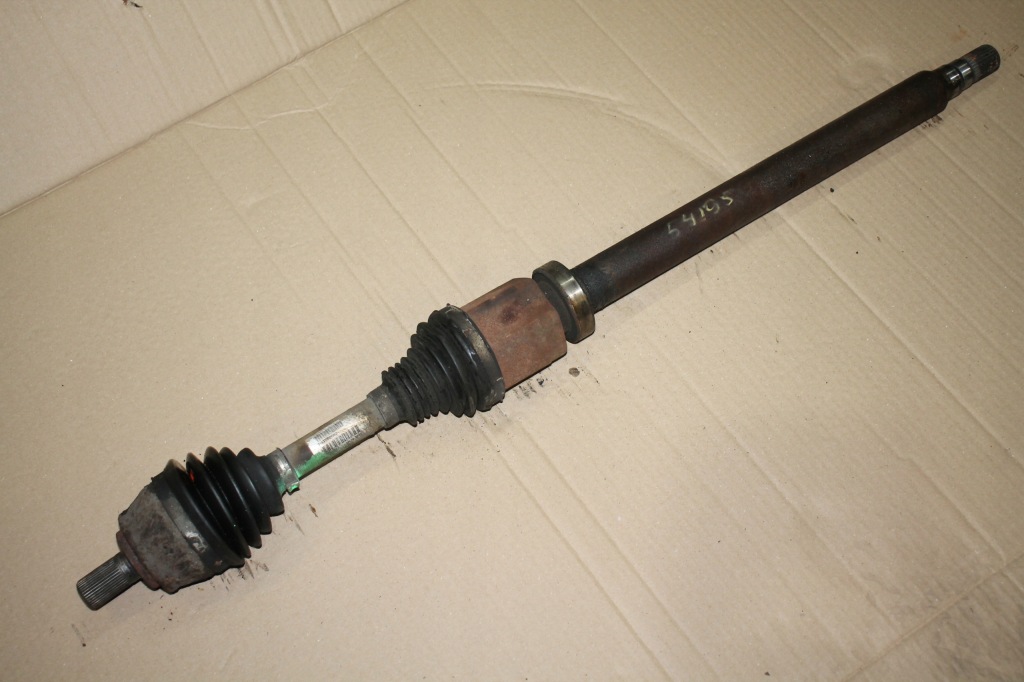 Купить Volvo v40 2.0 d3 правая приводной вал автоматическая коробка передач p31280682