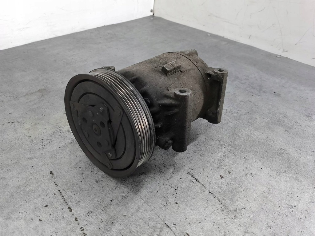 фото №8, Насос, компресор кондиціонера renault scenic ii 8200470242 1.6 16v