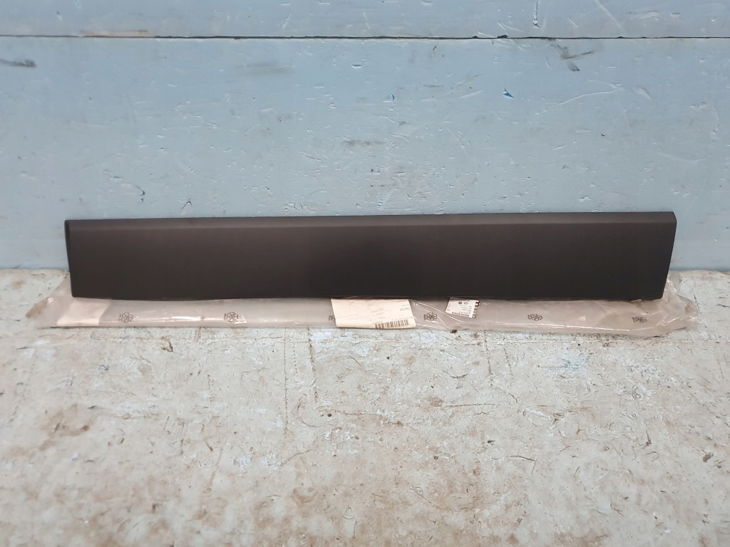 фото №1, Молдинг боковая дверь trafic iii vivaro b левая nowa