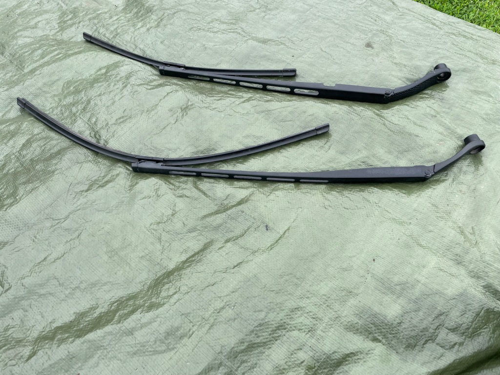 фото №1, Важіль важелі лівий правий перед 9682797780 9682797980 citroen c5 iii x7 eu