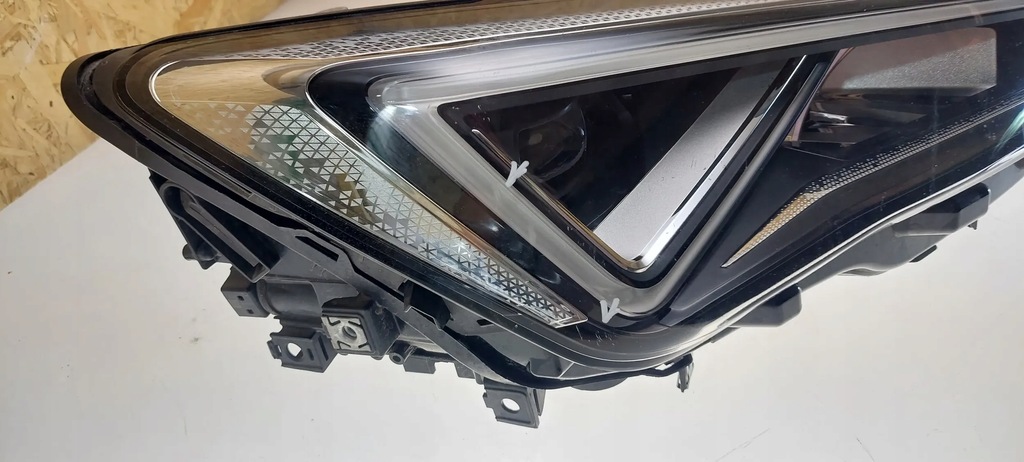 фото №7, Seat leon iv 2021 лампы передние