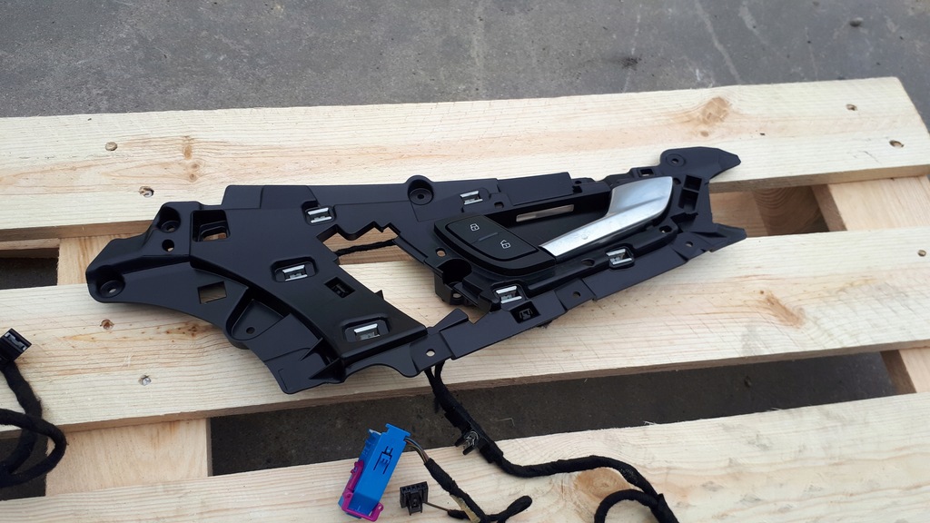 фото №8, A7 4g ручка дверь подсвечиваемые led ambiente eu