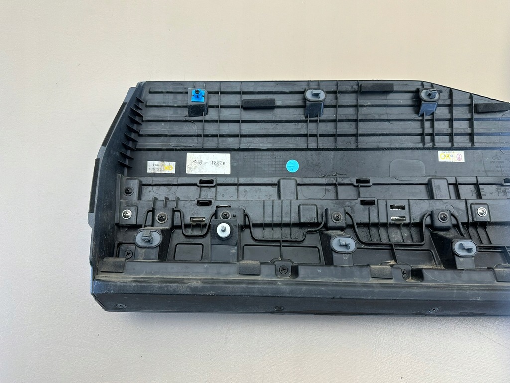 фото №12, Hyundai ioniq 5 21r- молдинг дверь правая задняя правый задняя 87732-gi100