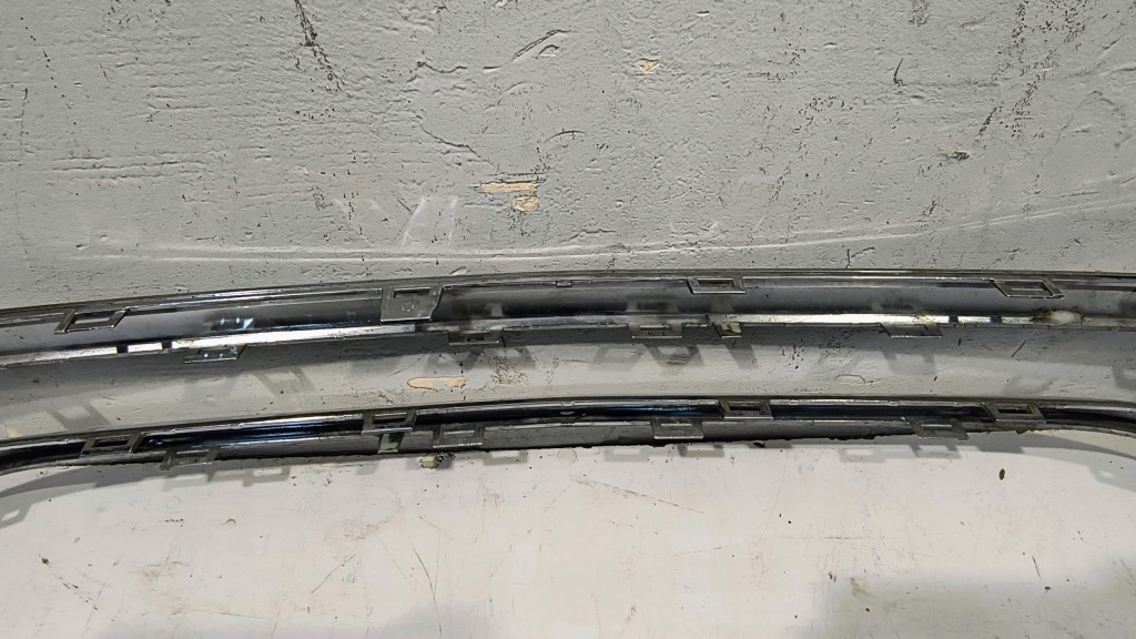 Молдинг хром бампера перед mercedes gla ii w247 Ціна