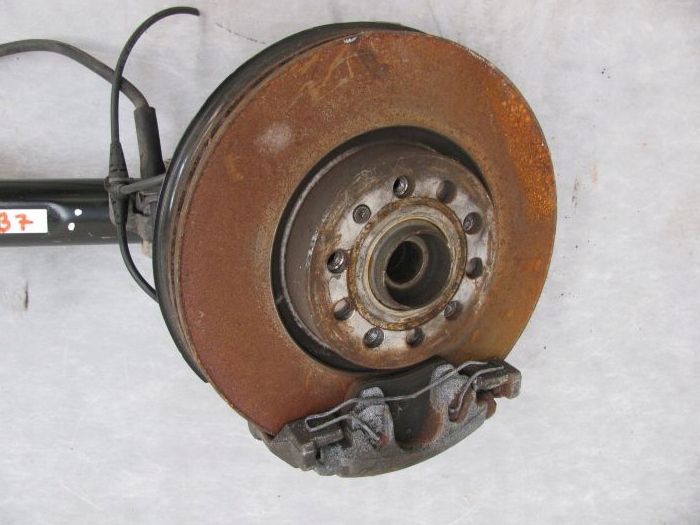 фото №3, Vw passat b7 ліва ступиця перед