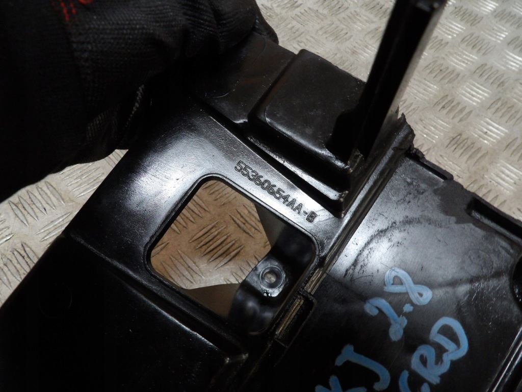 фото №5, Jeep cherokee kj основание аккумулятор 02-07 r.