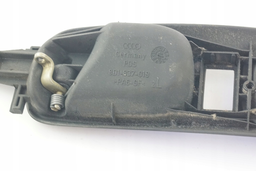 Ручка левая передняя audi a4 b5 рестайлинг  8d1837019 с Разборки