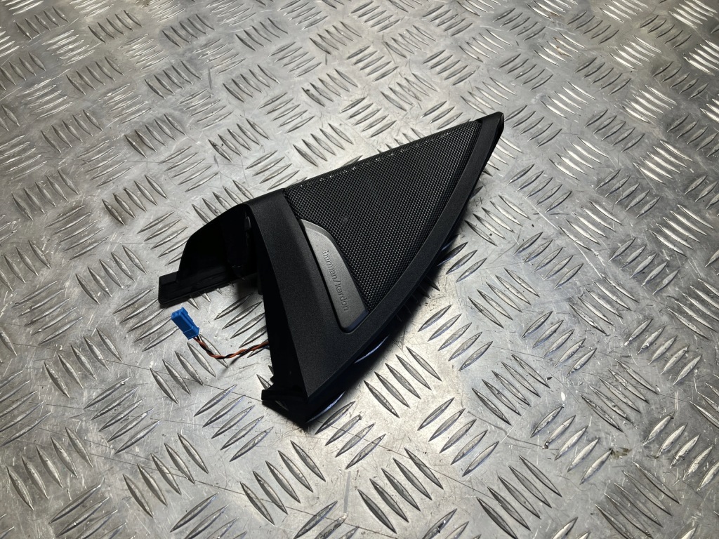 фото №1, Трикутник двері правий заглушка динамік harman bmw x3 g01