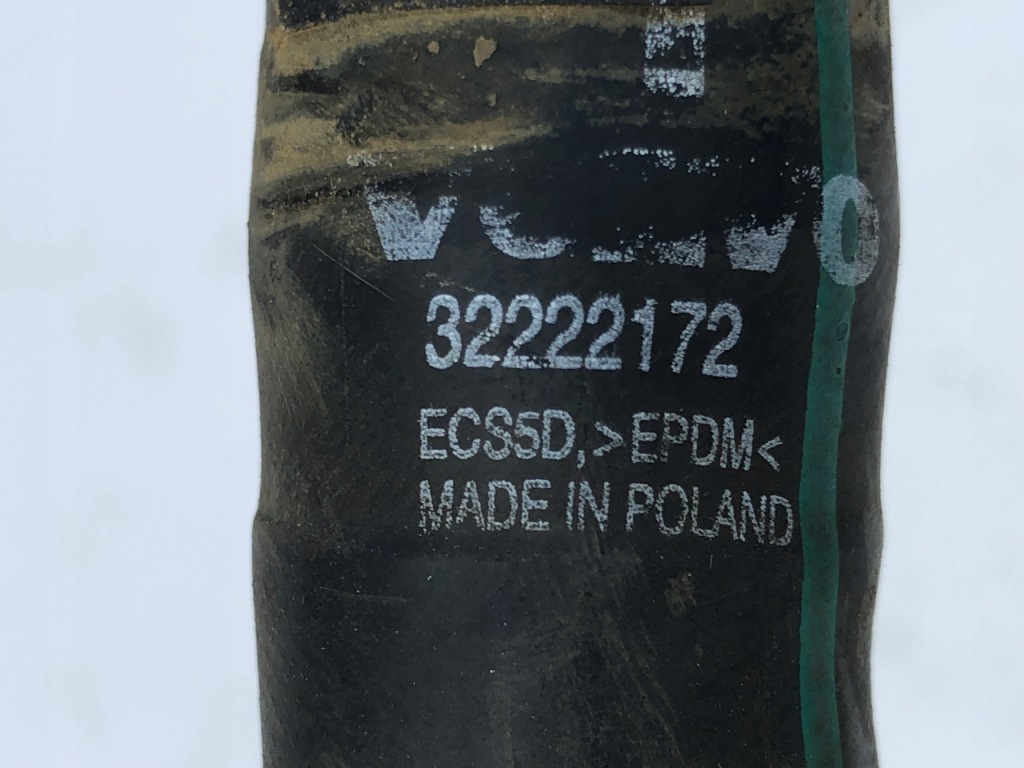 Volvo v60 2 2.0 t8 гібрид шланги води шланг радіатор 31368487 32222172 в Україні
