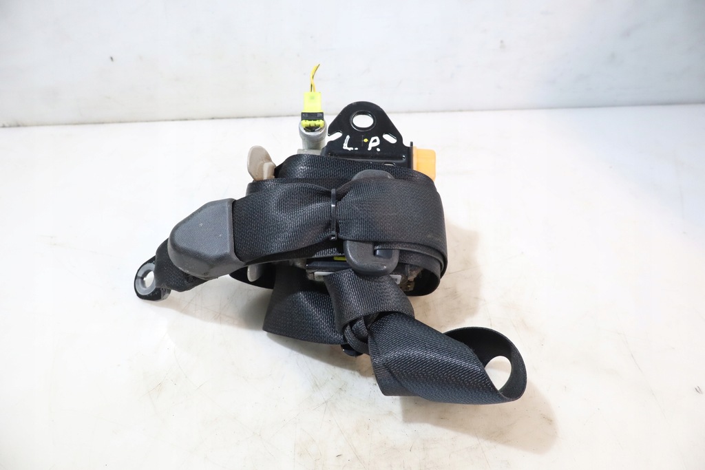 фото №3, Pas безпеки лівий перед avensis ii t25